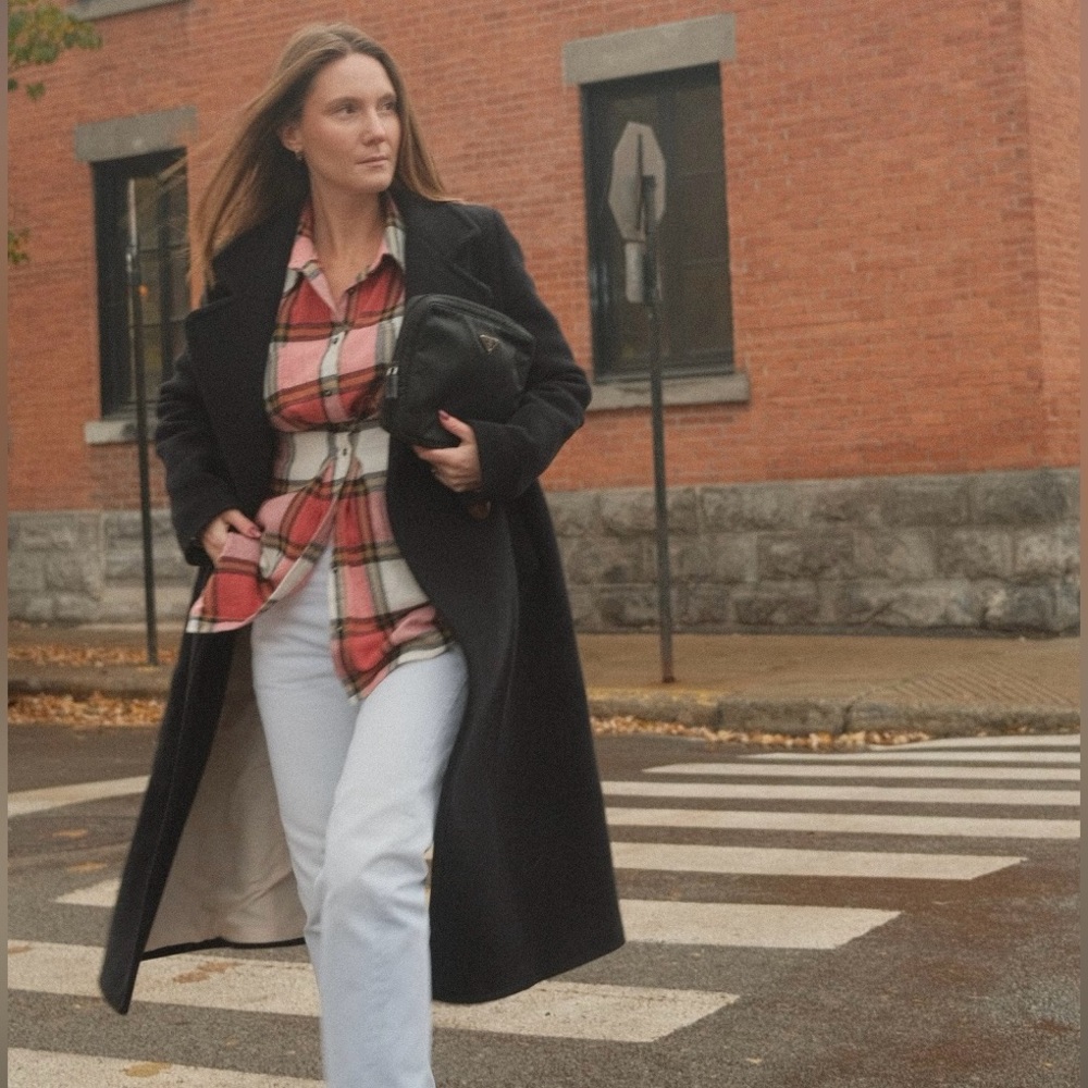 Meet your Posher, Angela